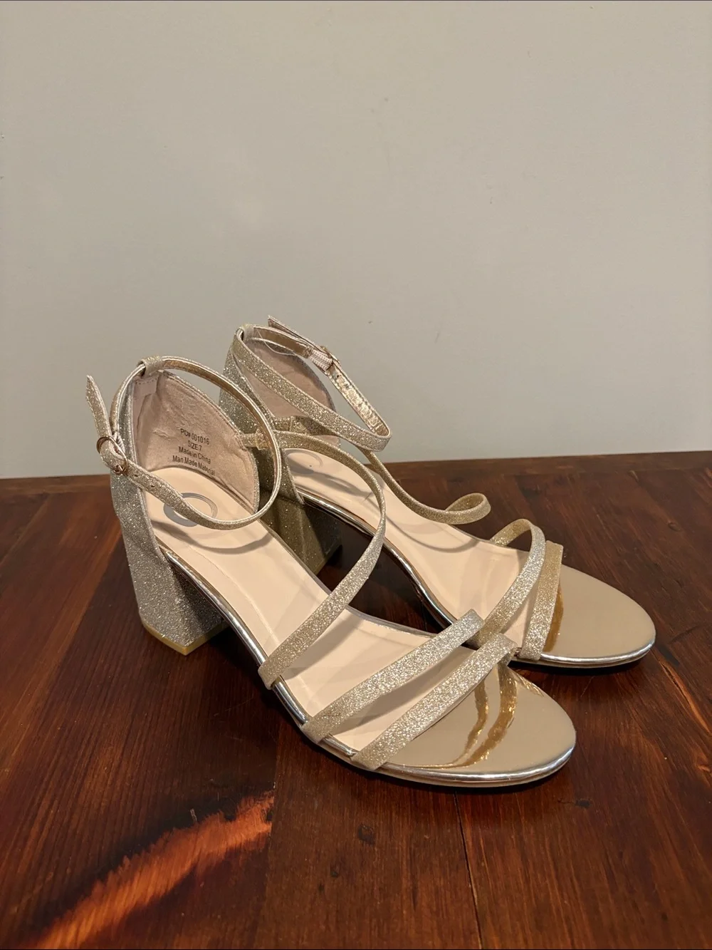Journee Collection Bella Block Heel Dress Shoes Size 7